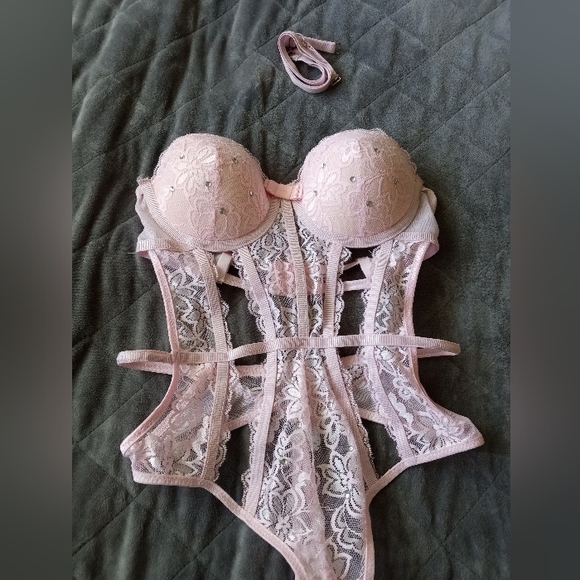 Sz small bnwt supersexy bodysuit - Picture 2 of 5